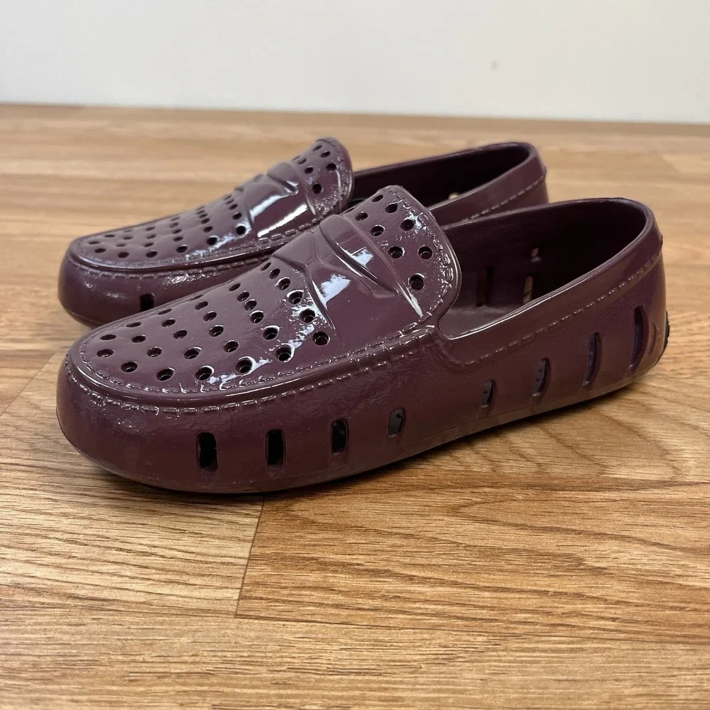 Floafers Prodigy Driver Burgundy‎ Patent  Loafers Shoes Big Kids Size 2 NEW